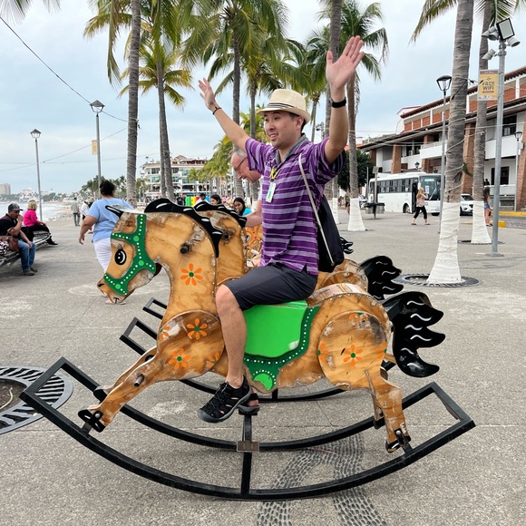 Meet your Posher - Picture 16 of 16